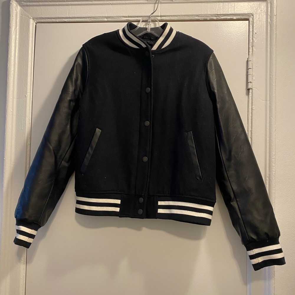 Levi varsity jacket size L